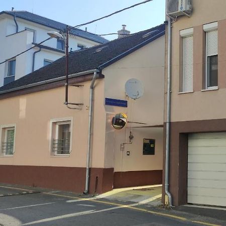 Krisztina Apartman Nagykanizsa Luaran gambar